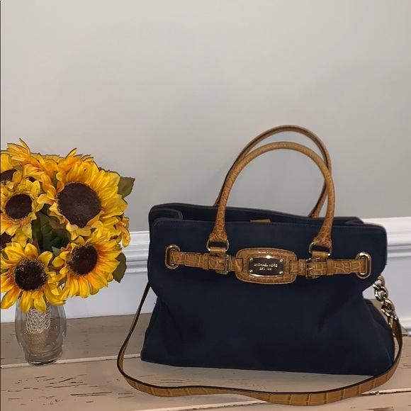 Michael Kors Handbags - Michael Kors Hamilton Satchel
